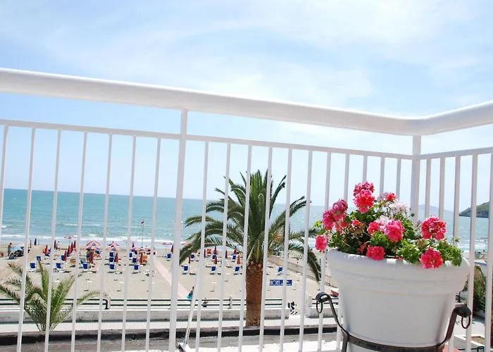 Hotel Eleonora 3*