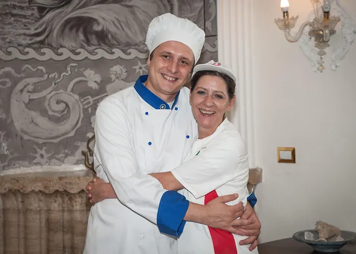 فندق إليونورا