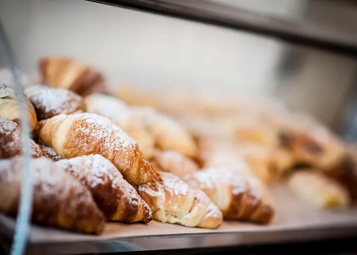 إليونورا 3* سكوري