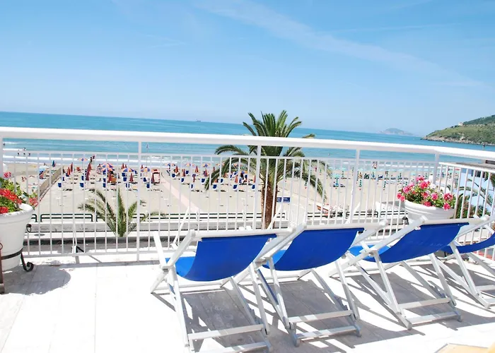 إليونورا 3* سكوري