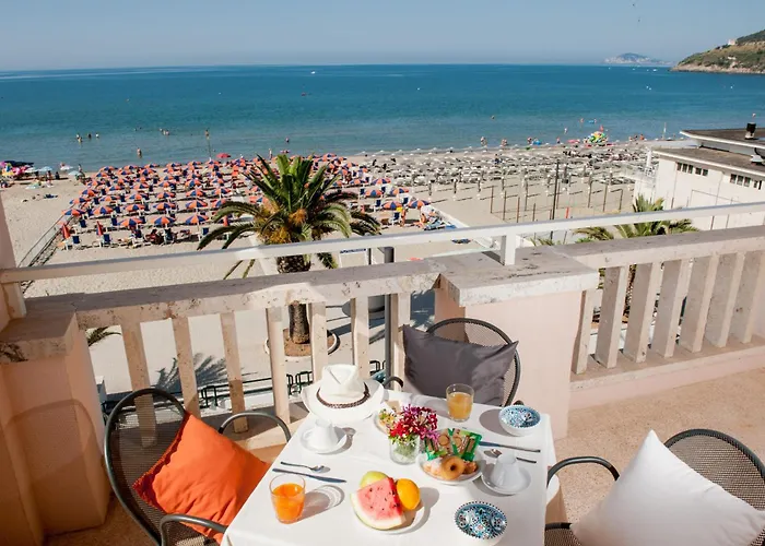 Hotel Eleonora 3*